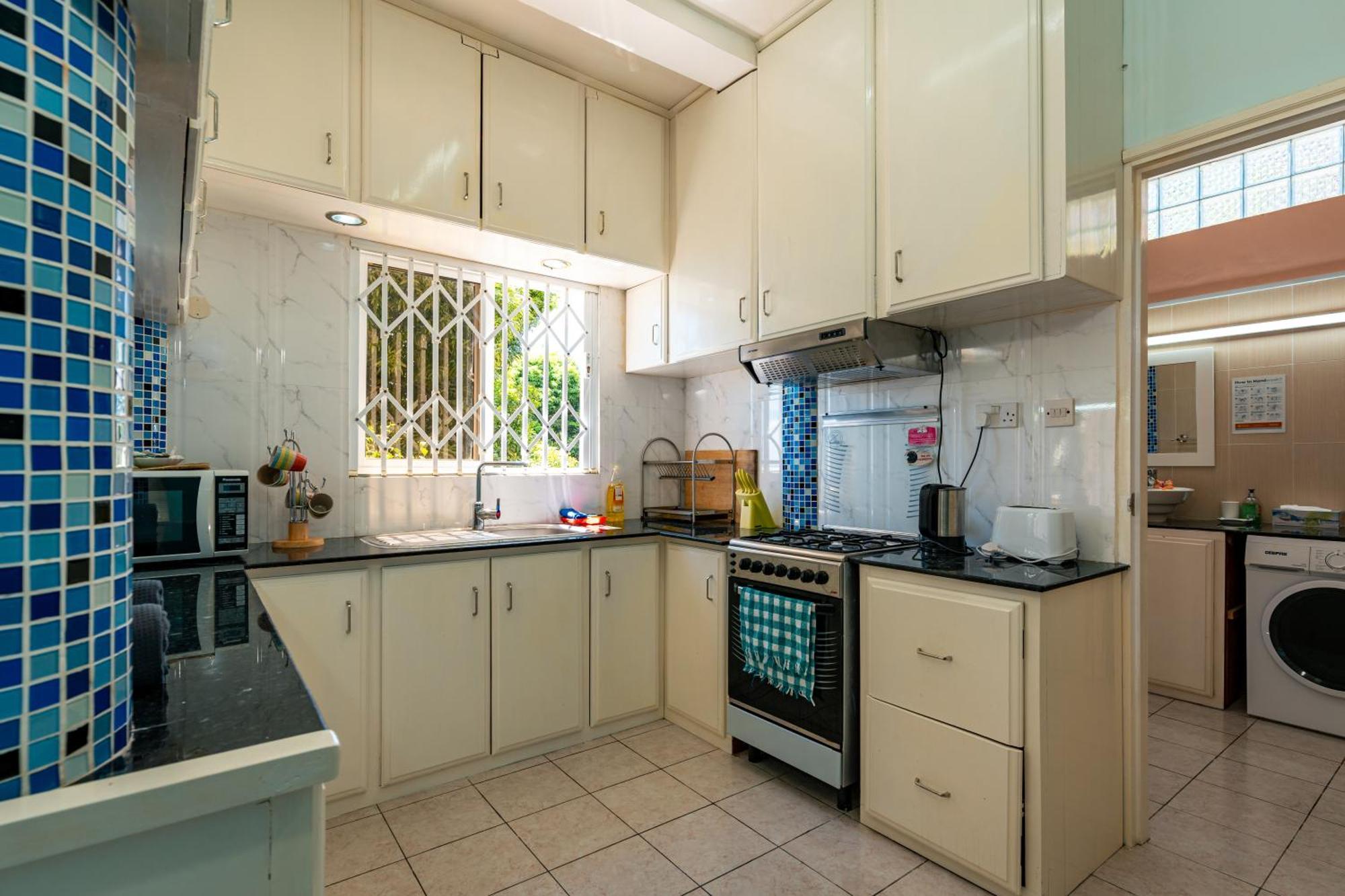 Glacis Heights Villa Екстериор снимка