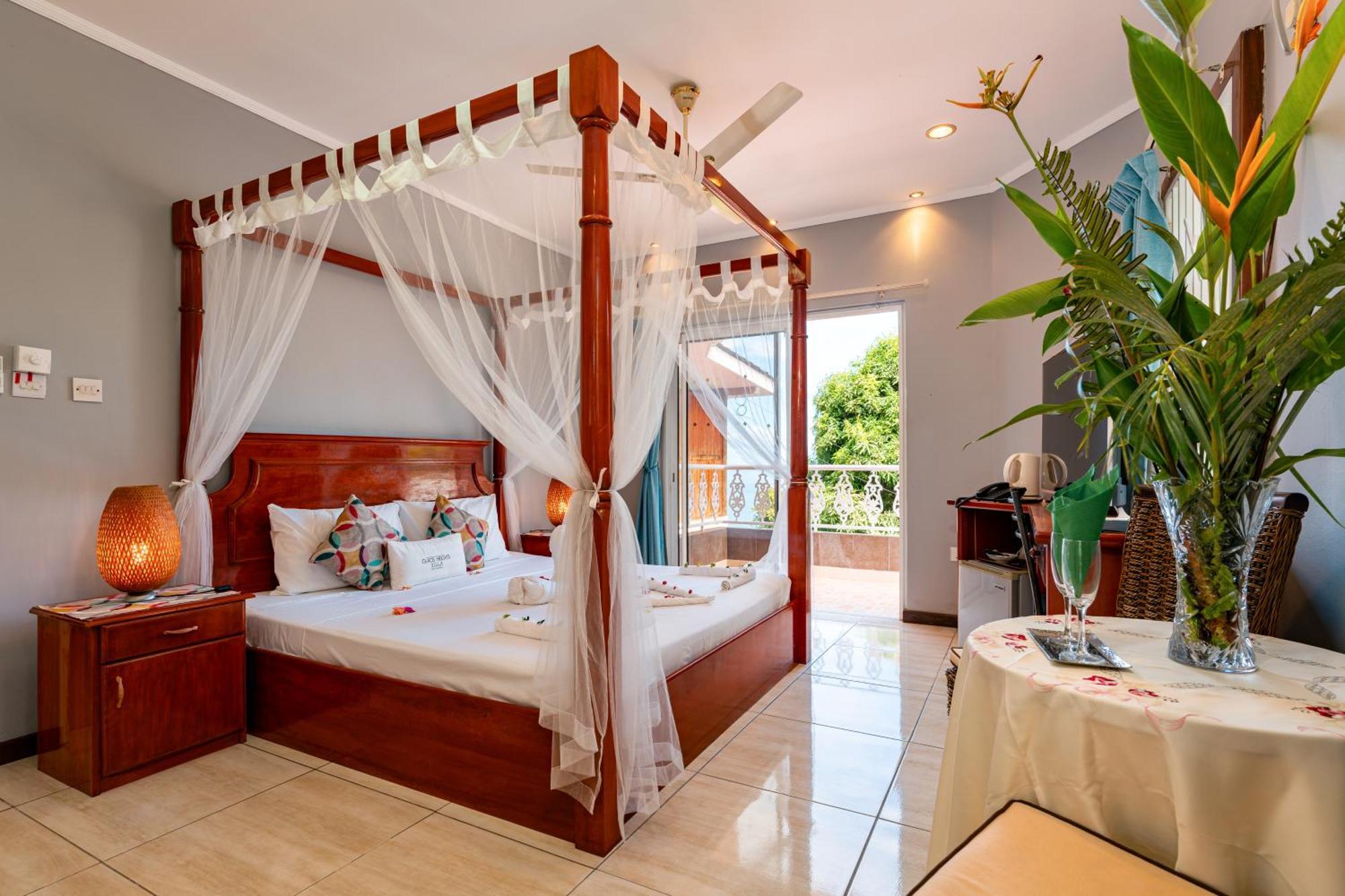 Glacis Heights Villa Екстериор снимка
